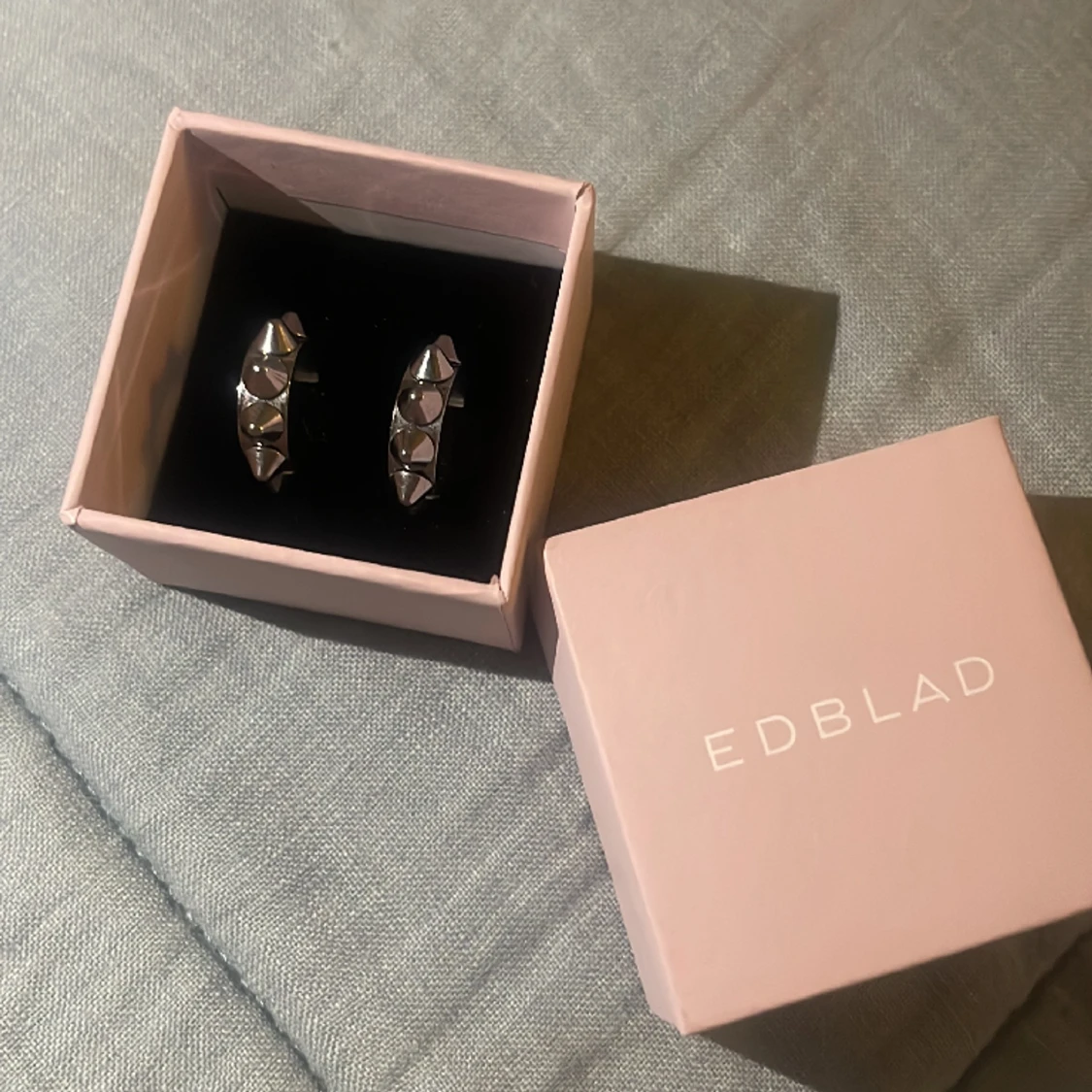 Örhängen från Edblad 🤩