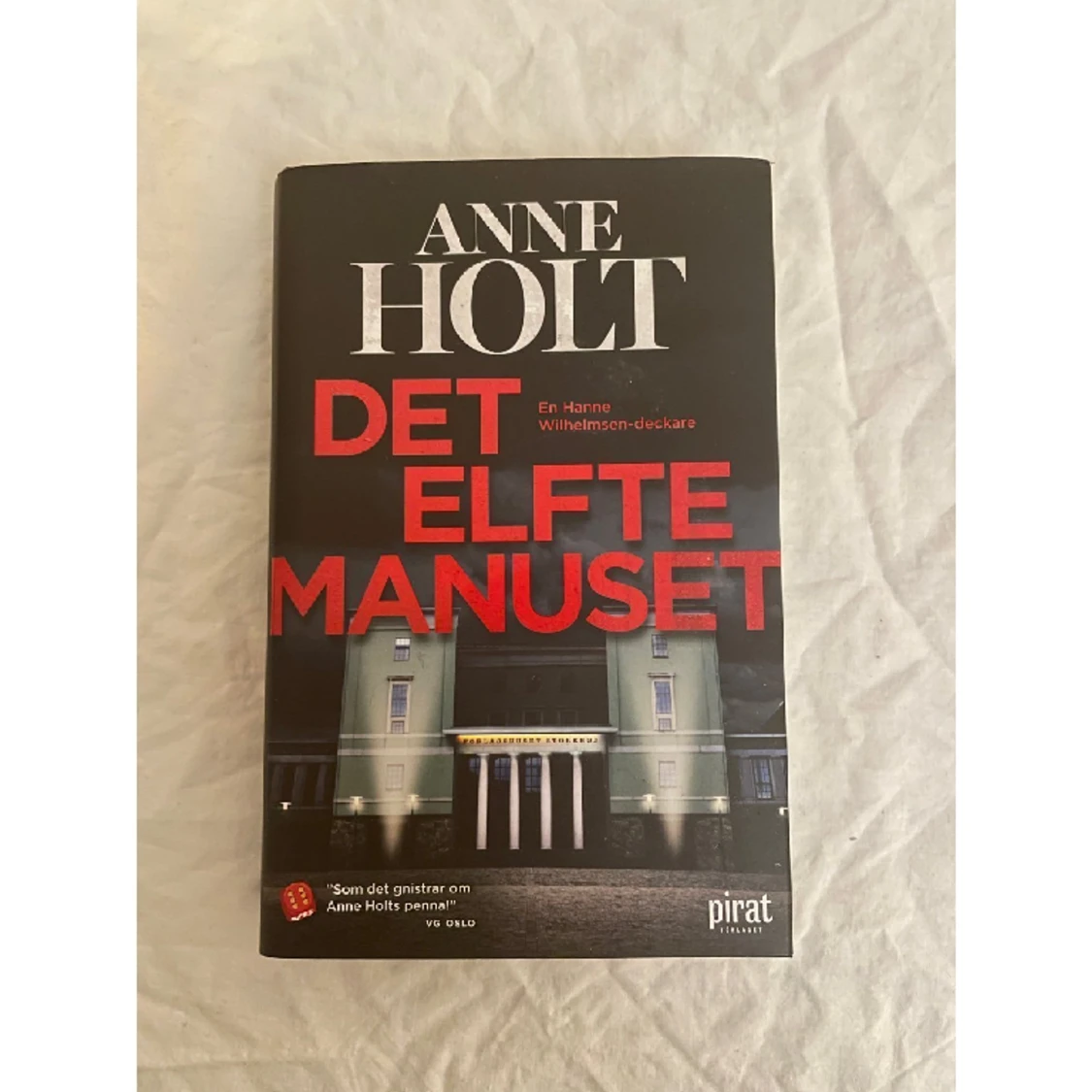 Det elfte manuset, bok