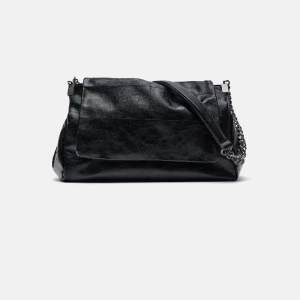 Zara väska - Så fin och rymlig💕 skriv vid intresse💞