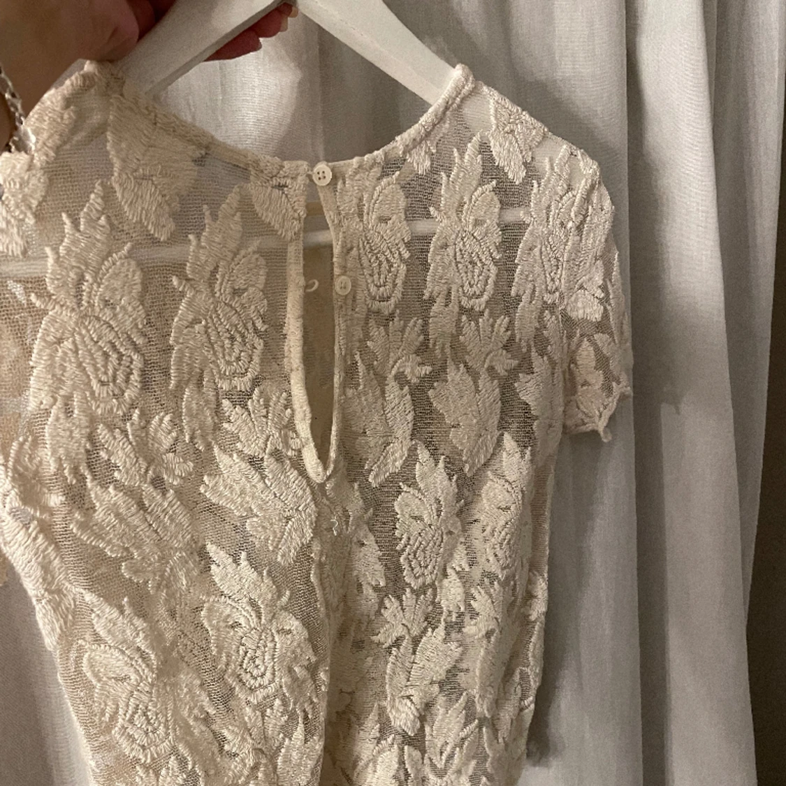 Fin spets tröja  - 90