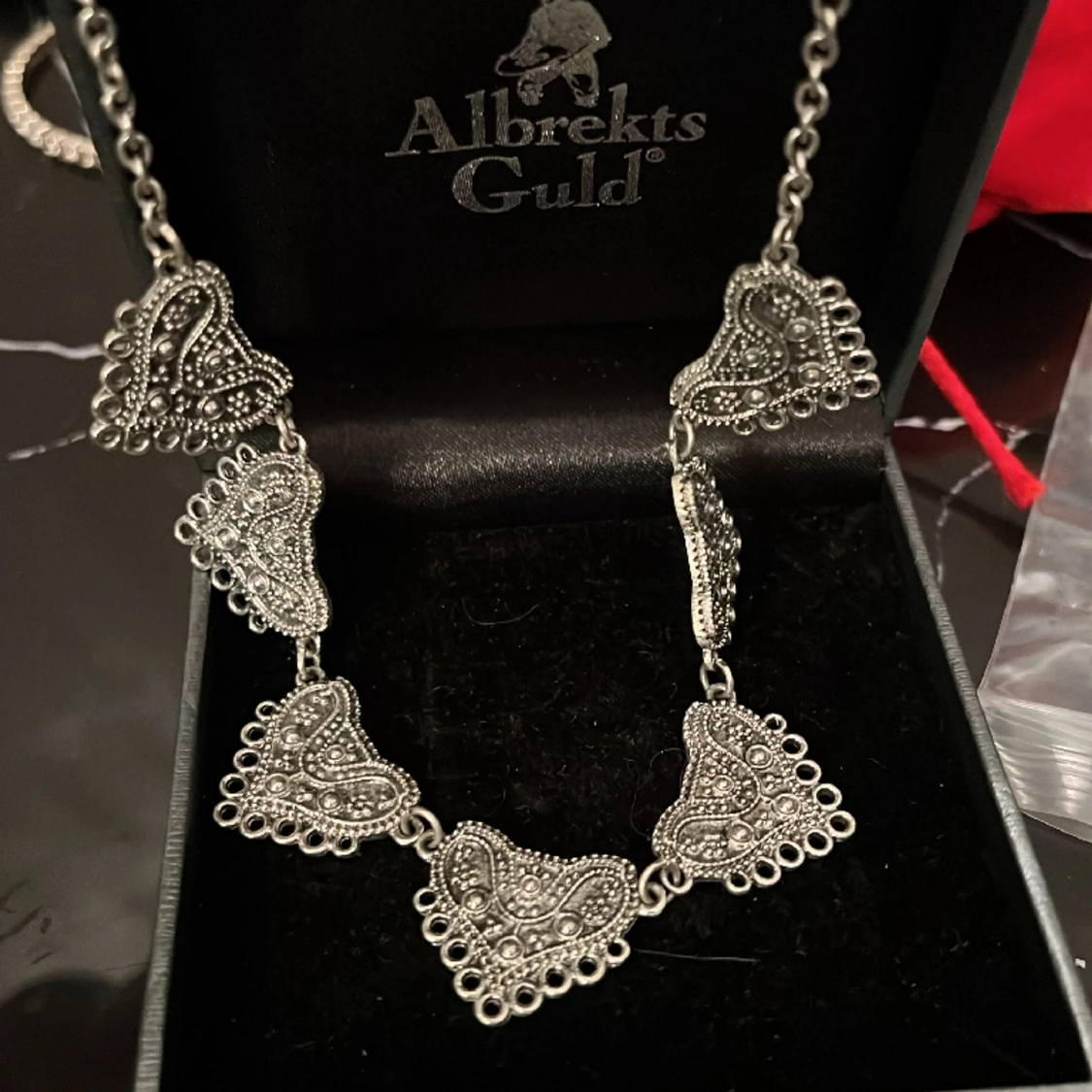 Antik halsband