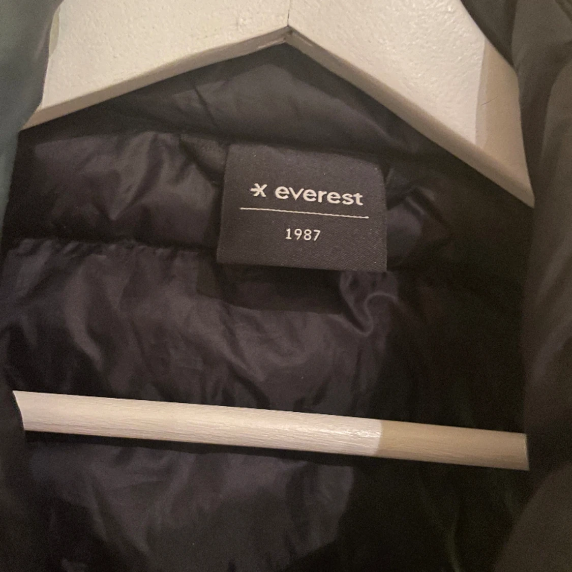 Everest väst - 90
