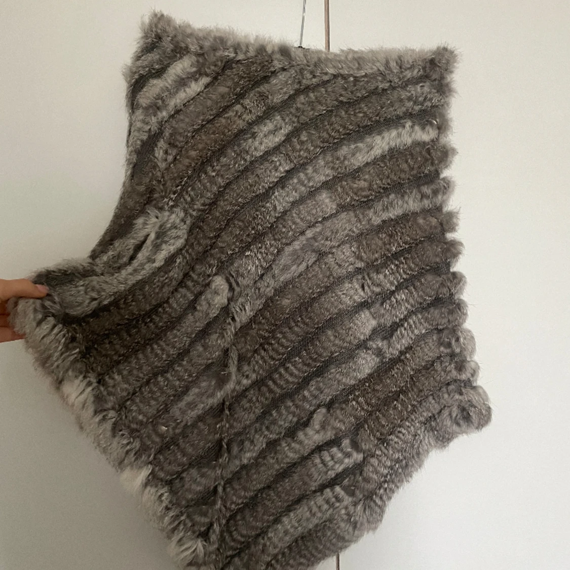 Poncho äkta päls  - 90