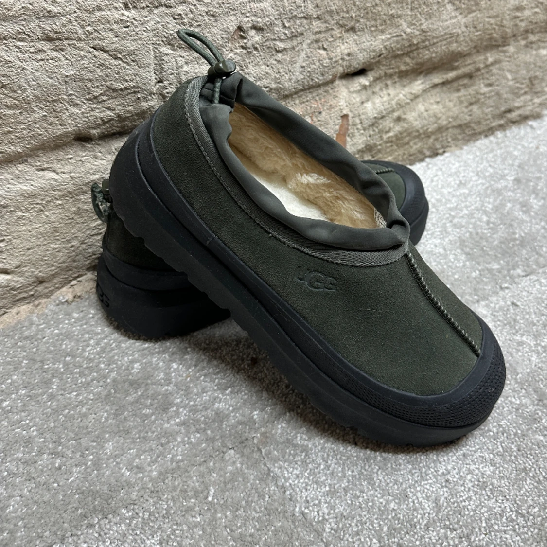 UGG TASMAN WEATHER HYBRID