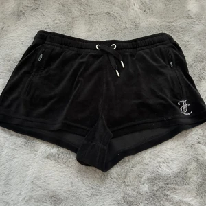 Juicy shorts  - Aldrig använda 