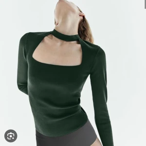 Grön zara tröja  - Säljer för den kommer inte till användning. Skriv privat för egna bilder. Inga defekter. Köparen står för frakten 