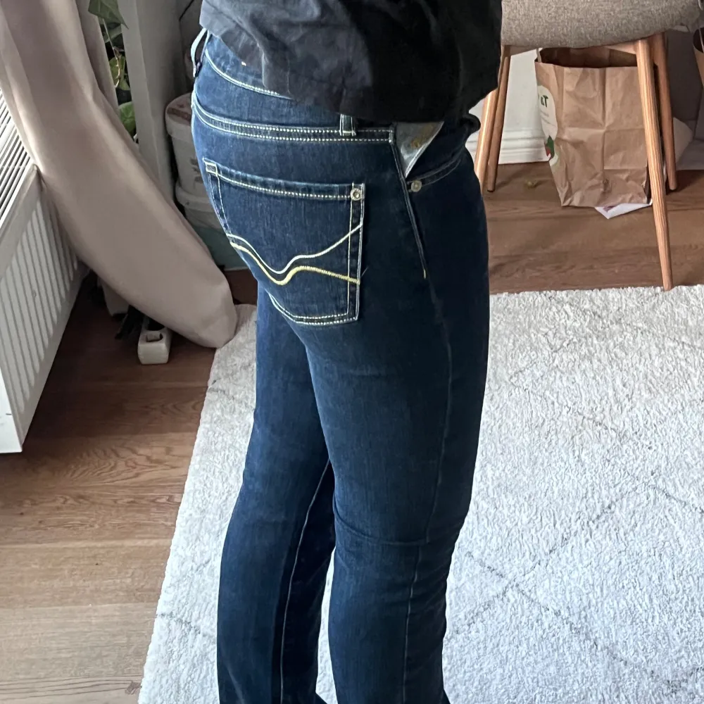 Jättesnygga nya Replay jeans! Säljer pga att de är för små för mig. Jeans & Byxor.