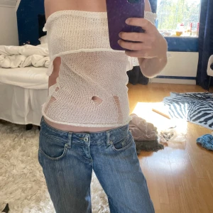 Cool top - Den här är så himla snygg, jag älskar den!! Säljer endast för att den är för stor och jag inte kunde lämna tillbaka den då returtiden passerat…därav helt oanvänd och ny!!