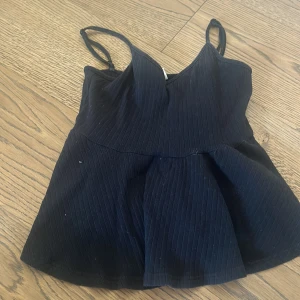 Sååå gulligt linne ifrån Shein!!!❤️ - Använt 5 ggr ungefär, älskar detta linne!!