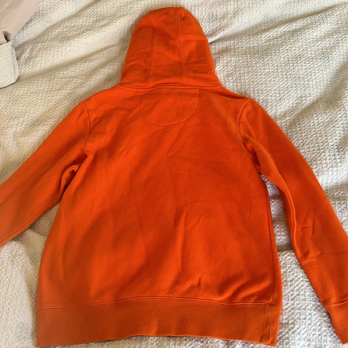 Orange hoodie - 90