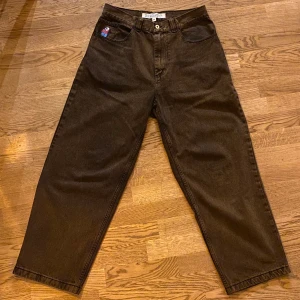 Big Boy Jeans - Använda en del, bra skick. Med gammla designen på fickan. Strl M.