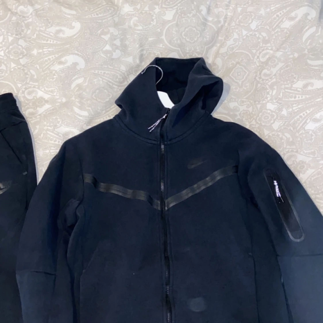 Nike Tech Fleece Set - 26