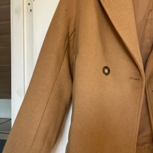 kappa - säljer helt ny oanvänd kappa från Hm för 200kr 