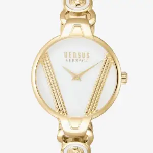 Versace dam klocka helt ny plast på med låda aldrig använd 
