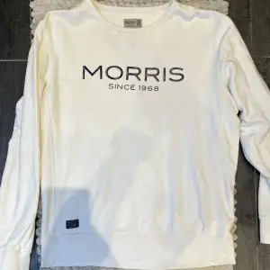 Riktigt schysst tröja från Morris || Storlek: L || Fint skick förutom en anmärkning - se bild 3
