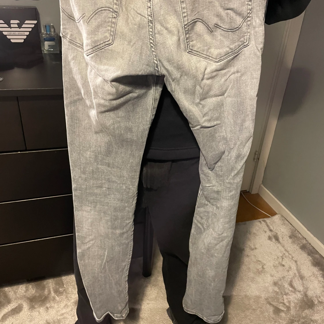 Gråa Jack & Jones jeans - 90