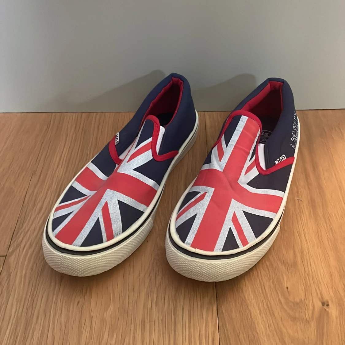 Sneakers strl 35 (36)