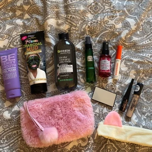 Produkter - Säljer nu alla dessa produkter i ett kit✨💕 Vissa produkter är nya vissa är använda några få gånger. Hör av dig om du undrar något!