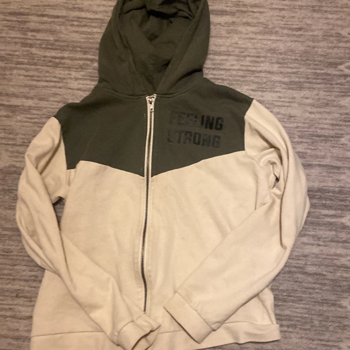 Grön beige hoddie