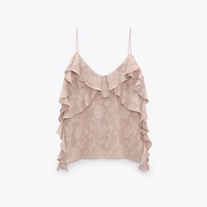 Zara linne/blus - Säljer denna jätte fina blusen/linnet från zara som e slutsåld på hemsidan, använt några gånger men inga defekter!