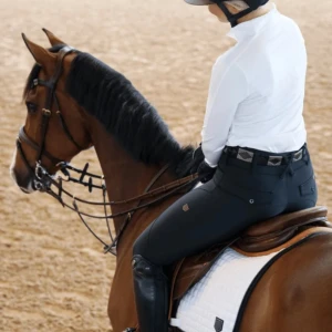 Maya delorez  - Vill byta mina md byxor i xs o dem är svarta (zia performance) har dubbla o vill hellre ha andra🙏 Måste va XS S! Helst dem på bilden men andra funkar med (gärna blått grå ljus brun) Har inga bilder för dem e helt nya men skickar självklart senare!❤️