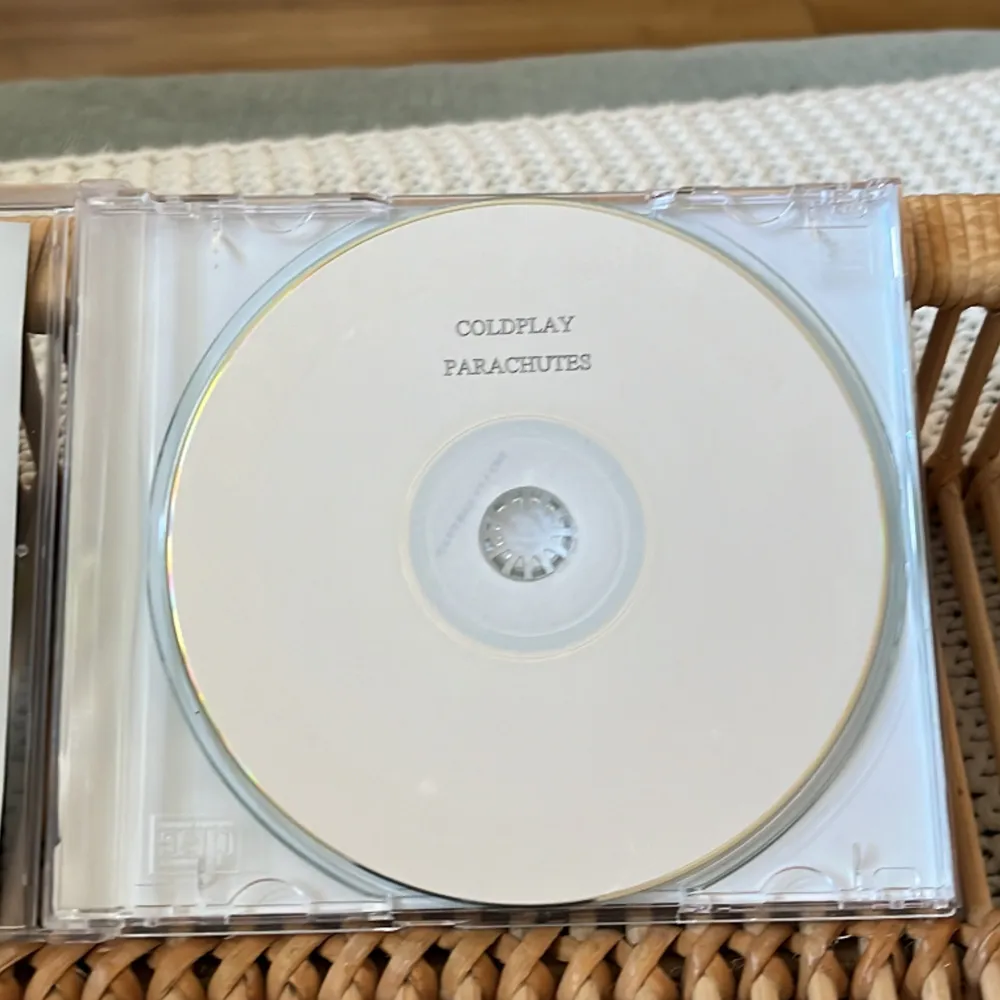 Coldplay - Parachutes cd skiva. Använd köp nu!. Övrigt.