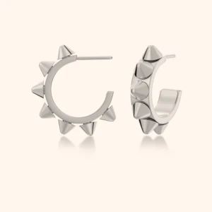 Peak Creoles S Steel - Säljer dessa örhängen från Edblad pga att de ej har kommit till användning! De har knappt kommit till användning så de är som nya! 💕 skriv vid intresse! Jag tar endast swish.