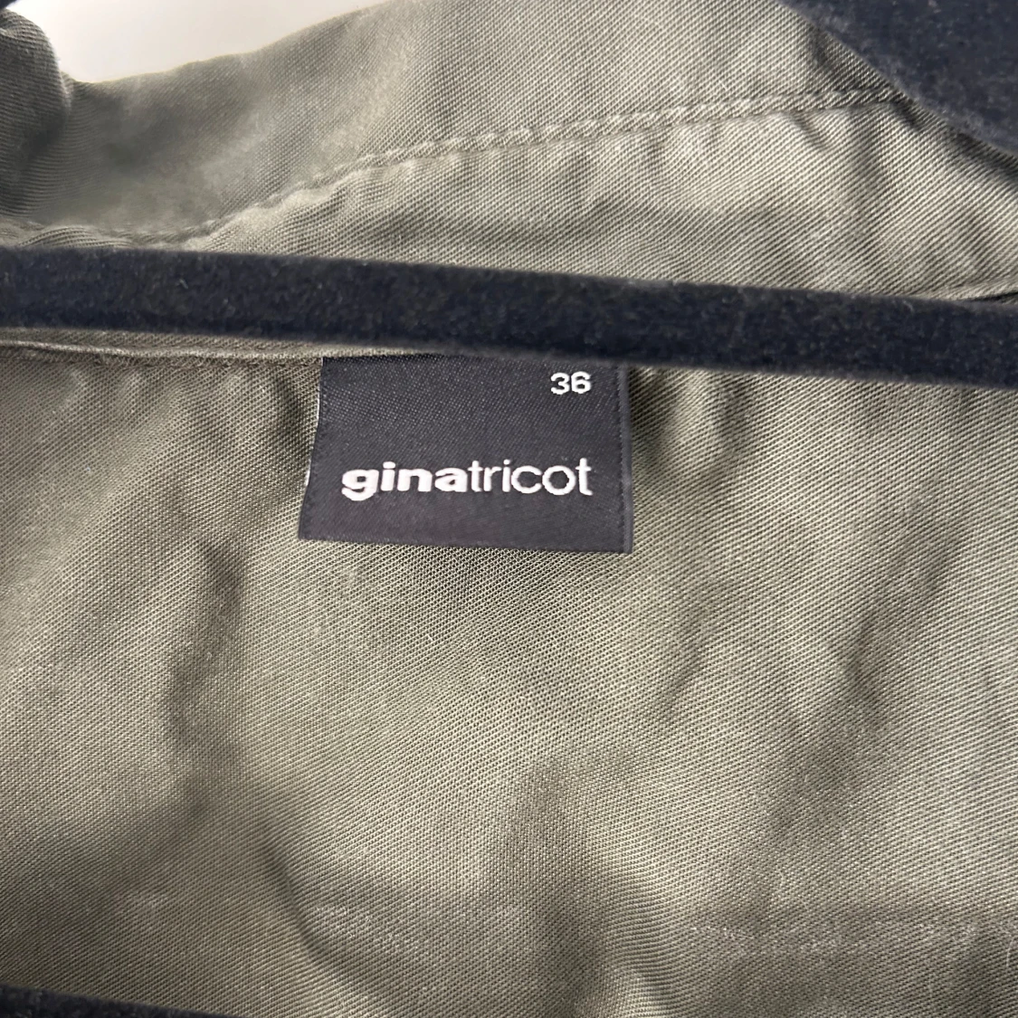 Mörkgrö Tröja  - 92