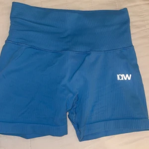 ICIW Shorts - Knappast använda, Mycket bra skick. Säljer då dom är för stora för mig☺️