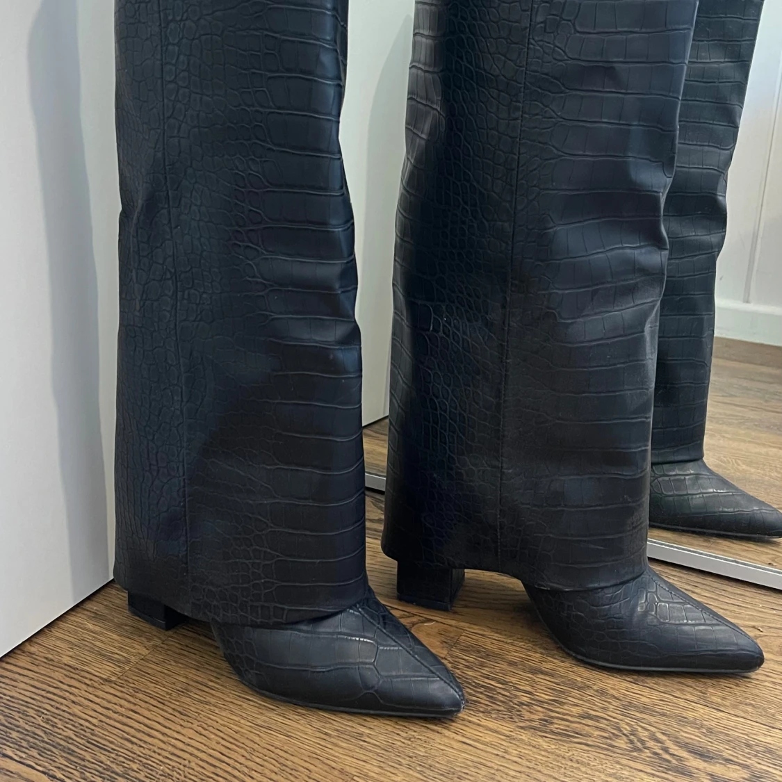 Svarta högklackar  - 92