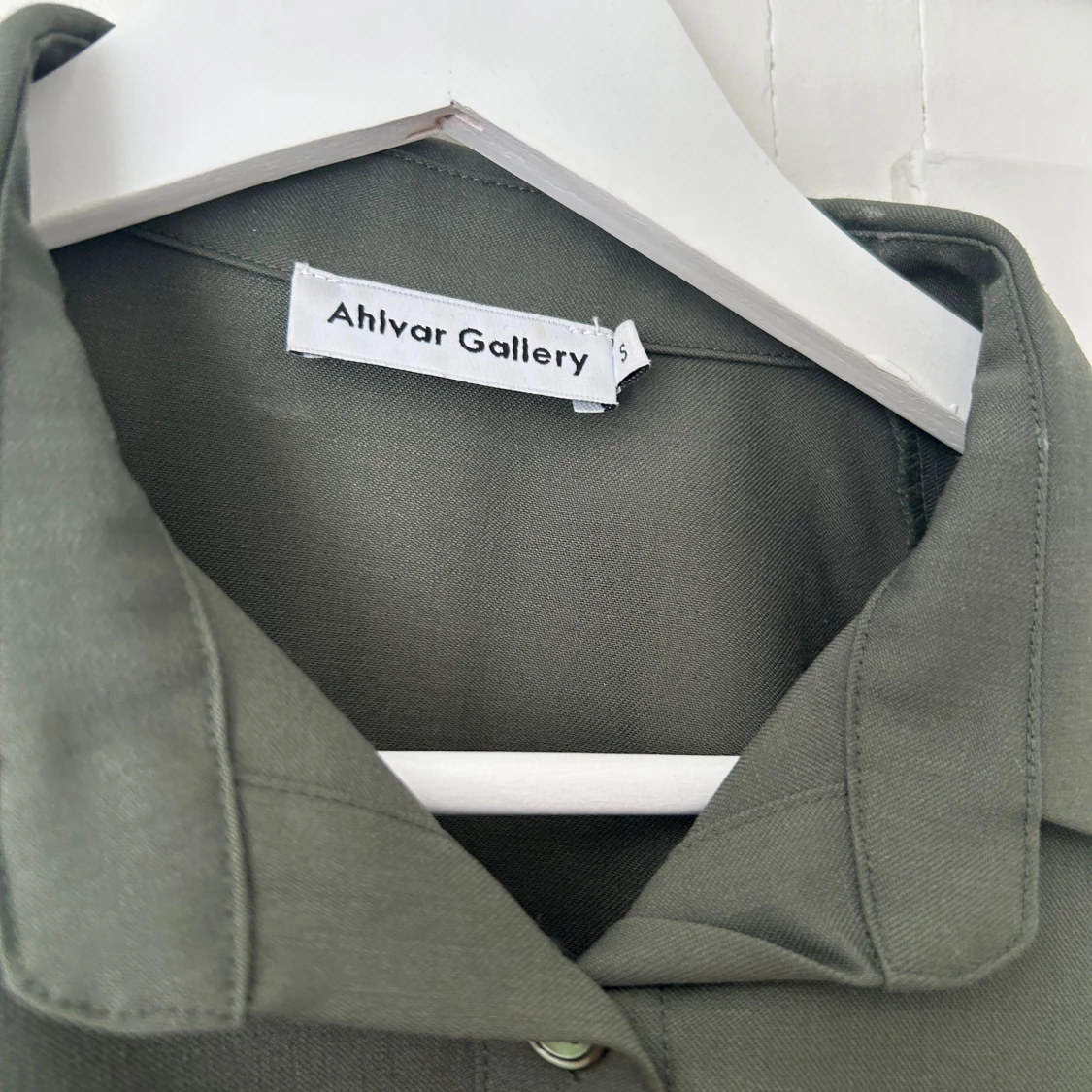 Kaia overshirt från Ahlvar Gallery - 92