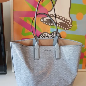 Michael Kors väska - Väska Michael Kors äkta