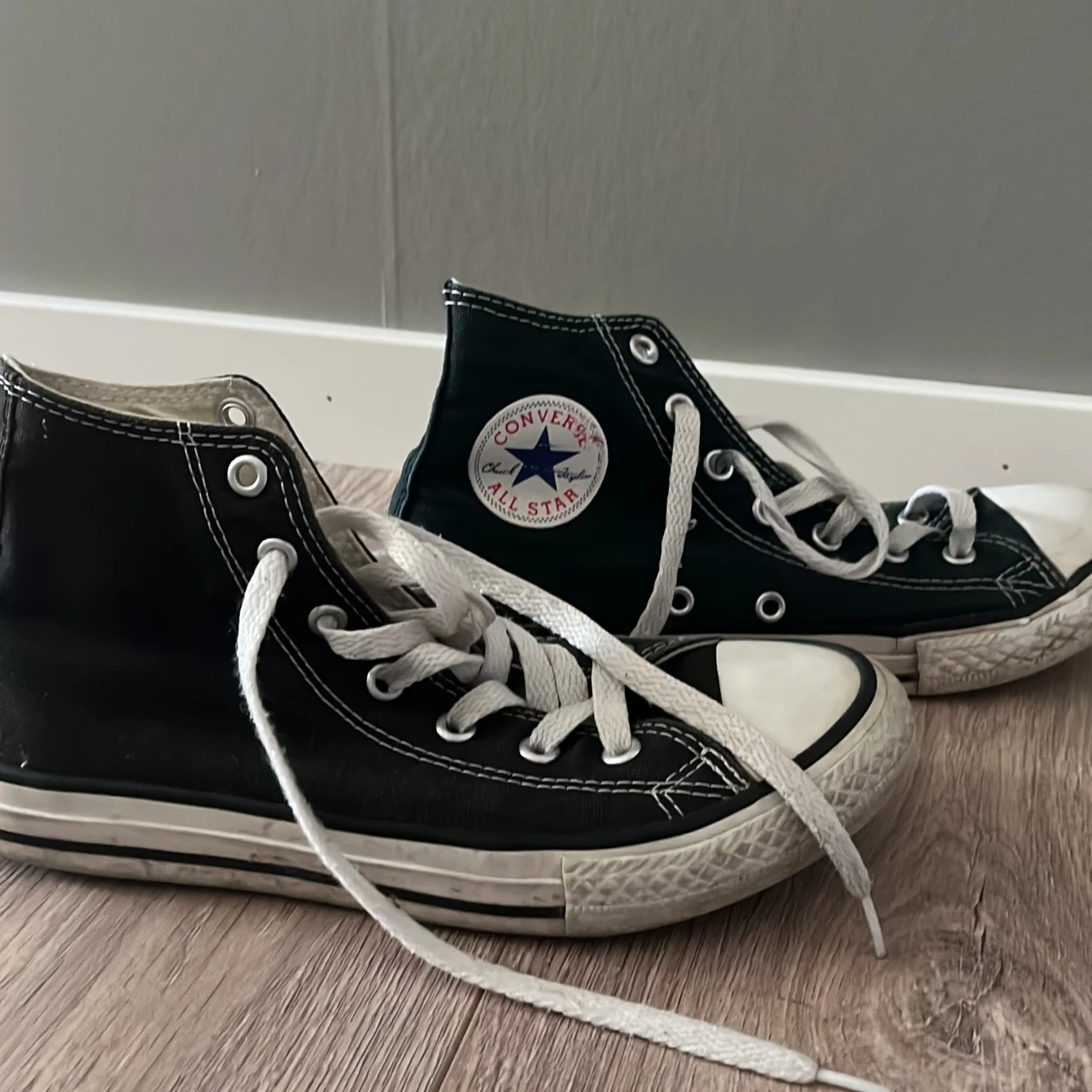 Converse Svarta🖤 - 90