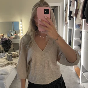 Zara tröja - Tröja från zara. Funkar till allt🌸