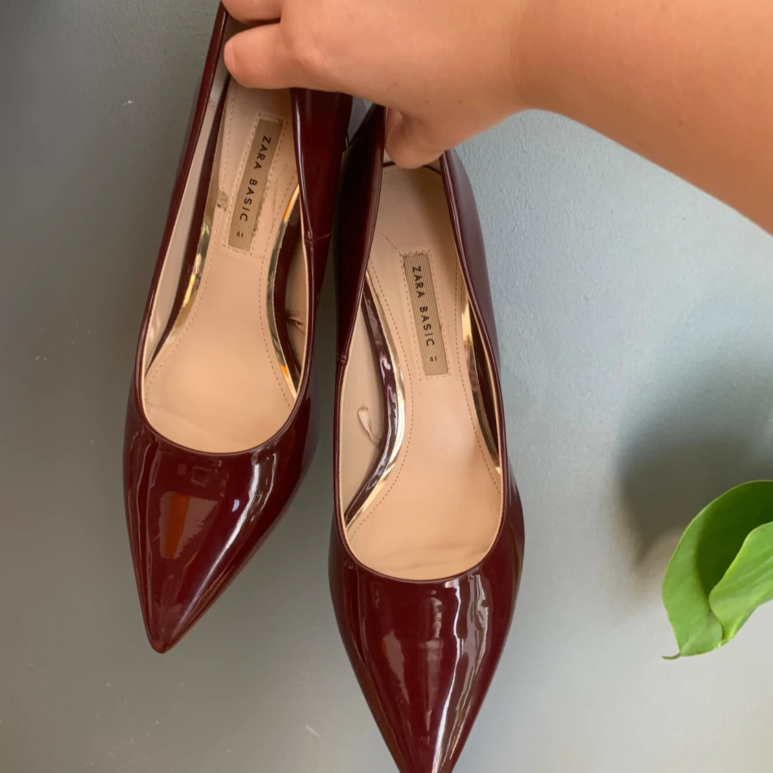 Vinröda klackskor  - 91