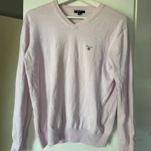 Tröja gant - Super söt och snygg rosa tröja från gant.  