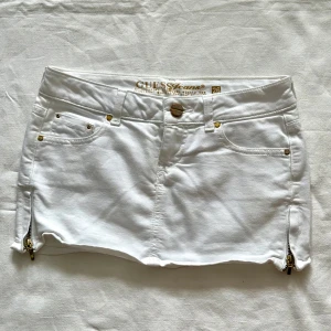 Guess kjol - Vintage kort guess kjol 