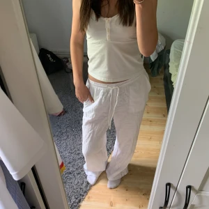 Linnebyxor <3 - Använda 2 gånger! Nyskick! Priset är PRUTBART!💓