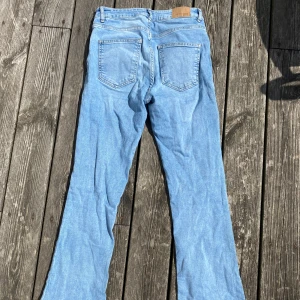 bootcut jeans  - bootcut jeans i underbar blå färg 