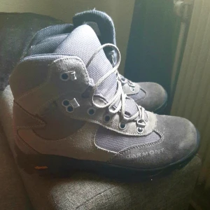 Garmont känga - strl 39, endast provad, grå