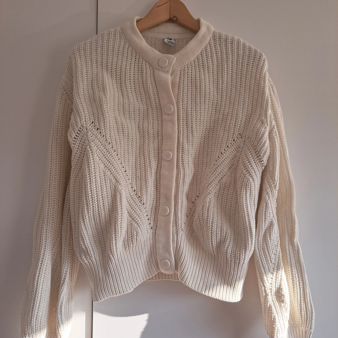 Jättefin kofta från visual clothing project  - 90