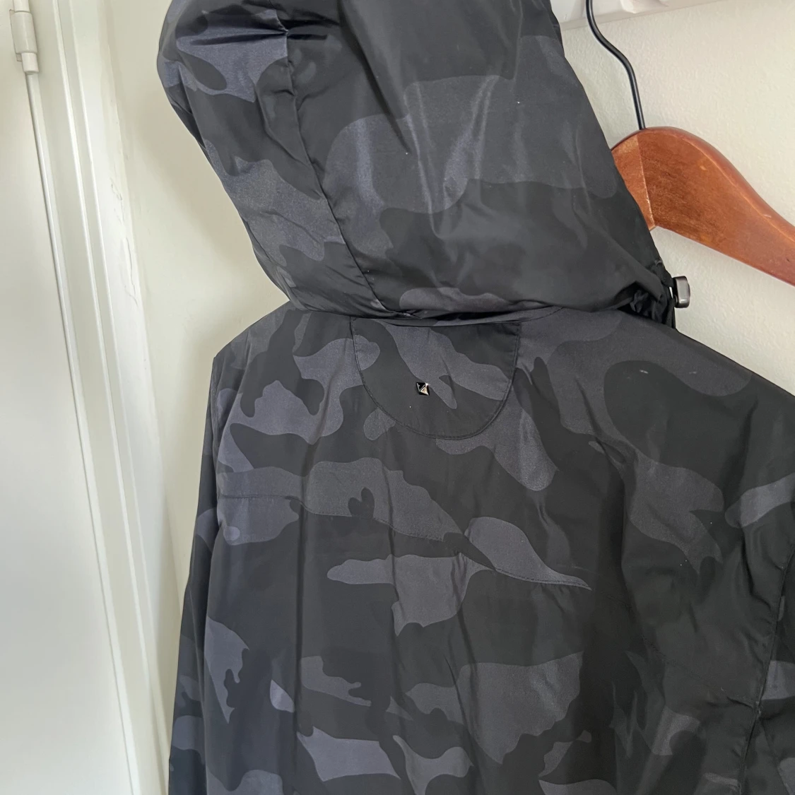 Valentino Windbreaker - 90