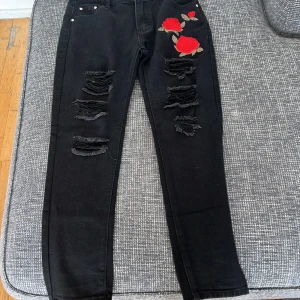 Ros jeans - Storlek 164