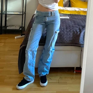 Snickarbyxor  - Snickarbyxor inspererade jeans från zara! 
