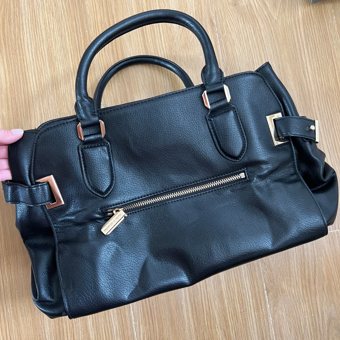 Märkes handväska - 90