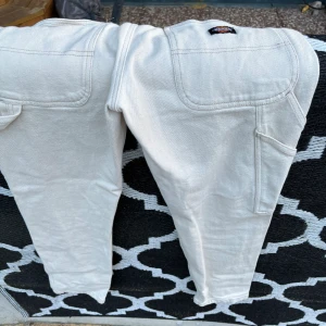 Dickies jeans - Dickies jeans snickarbyxa! Ej vända pga felköp men dom har legat i garderoben! 