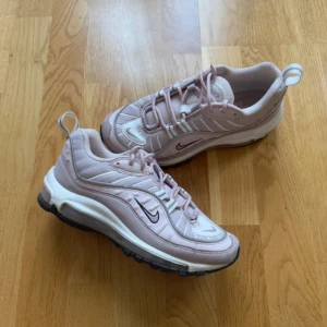 nike air max 98 barely rose - använda en gång  ingen box