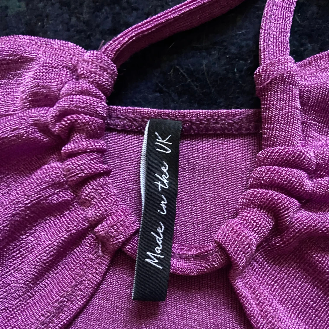 Lila glittrigt linne - 90