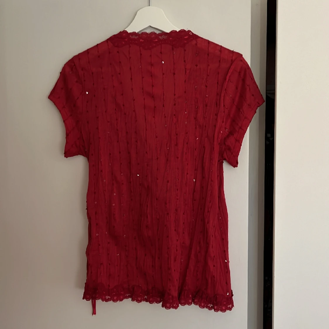 röd glittrig topp - 91