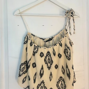 Zara linne - Aldrig använt zara linne, lapp kvar 